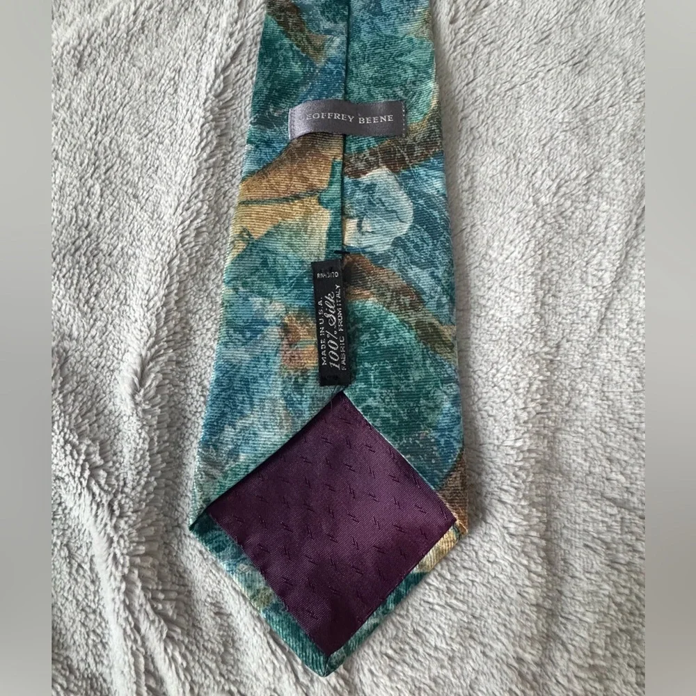 Geoffrey‎ Beene 100% Silk Made in USA Teal and Brown Tie for Men